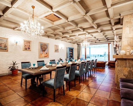 AI-Powered Hotel Seasonal & Holiday Visuals: No New Photoshoots, Just New Vibes 